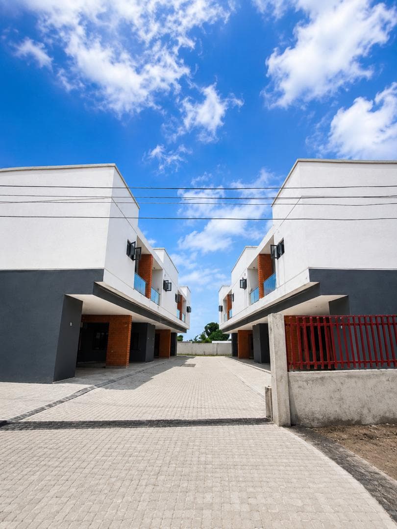 Newly Built 3 Bedroom Terrace Duplex With BQ — photo 1