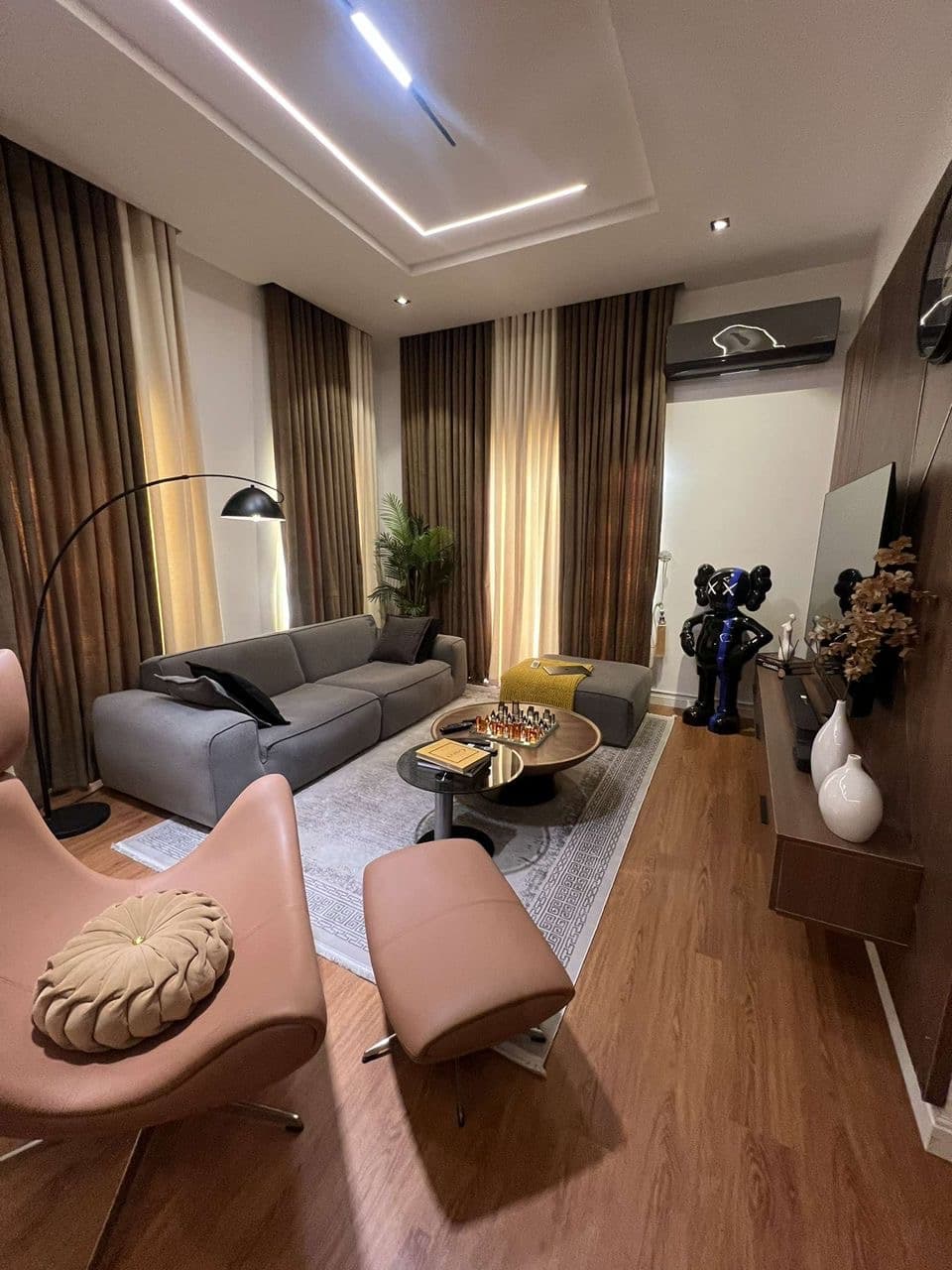 1 Bedroom apartment — photo 1